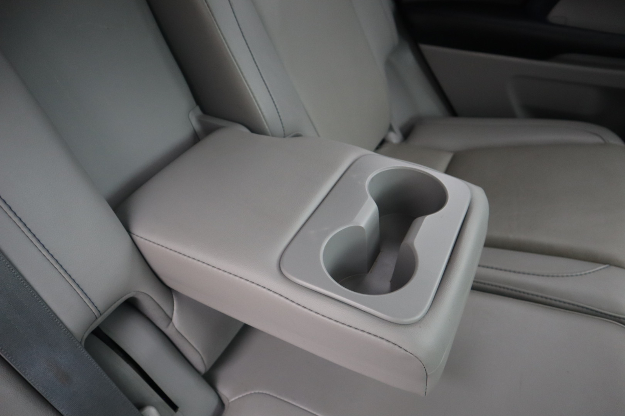 Toyota Highlander  2019