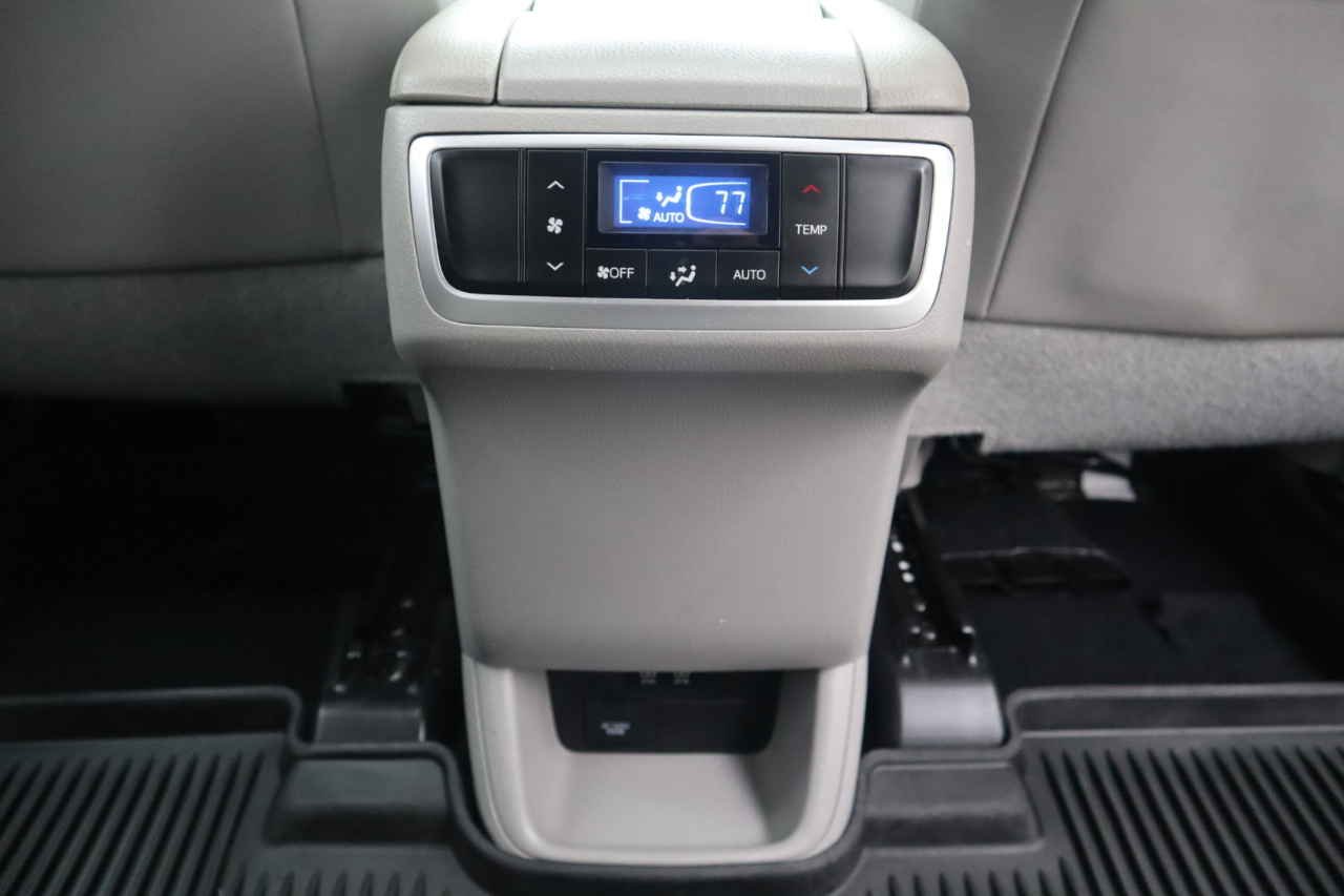 Toyota Highlander  2019