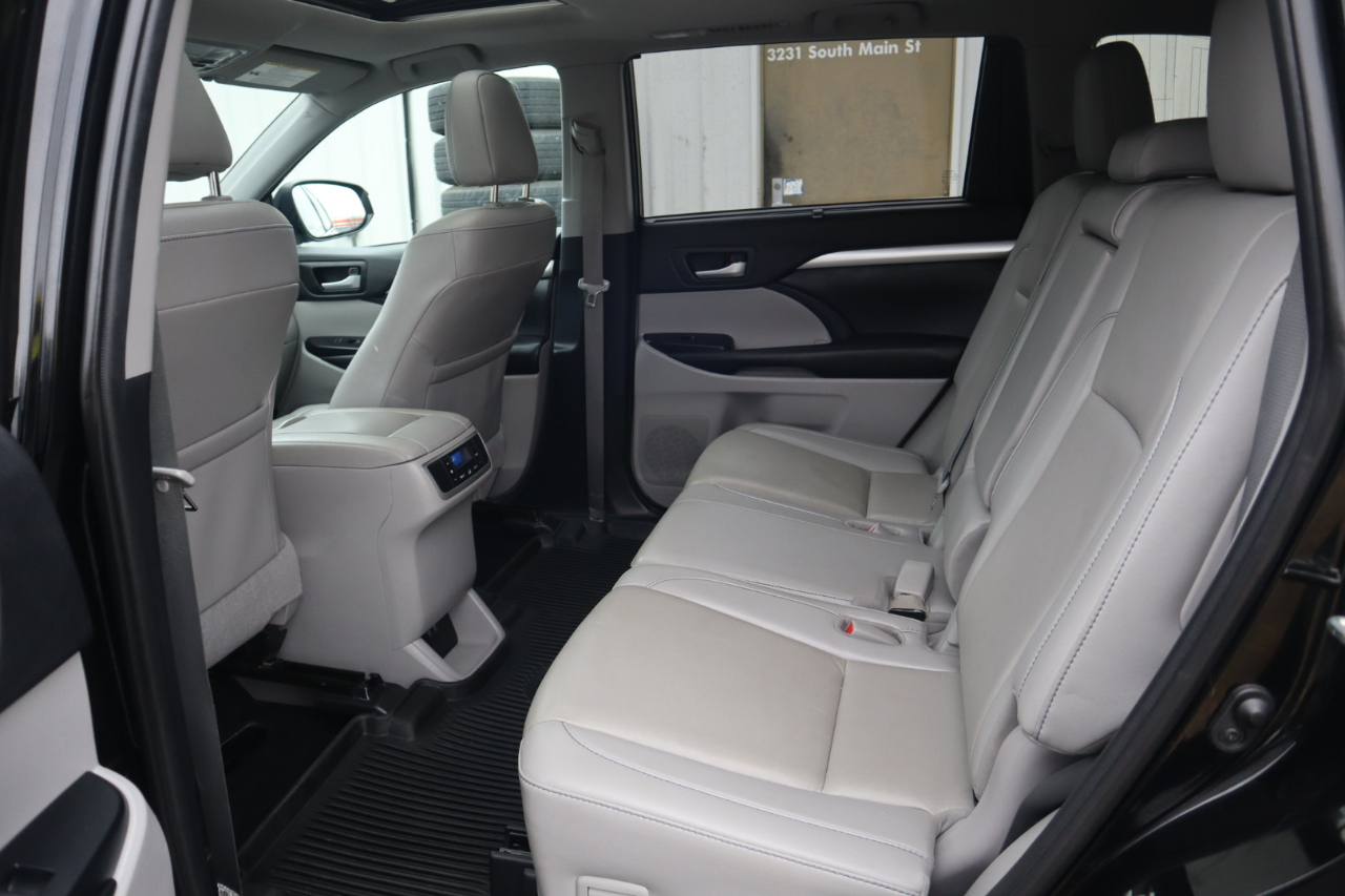 Toyota Highlander  2019