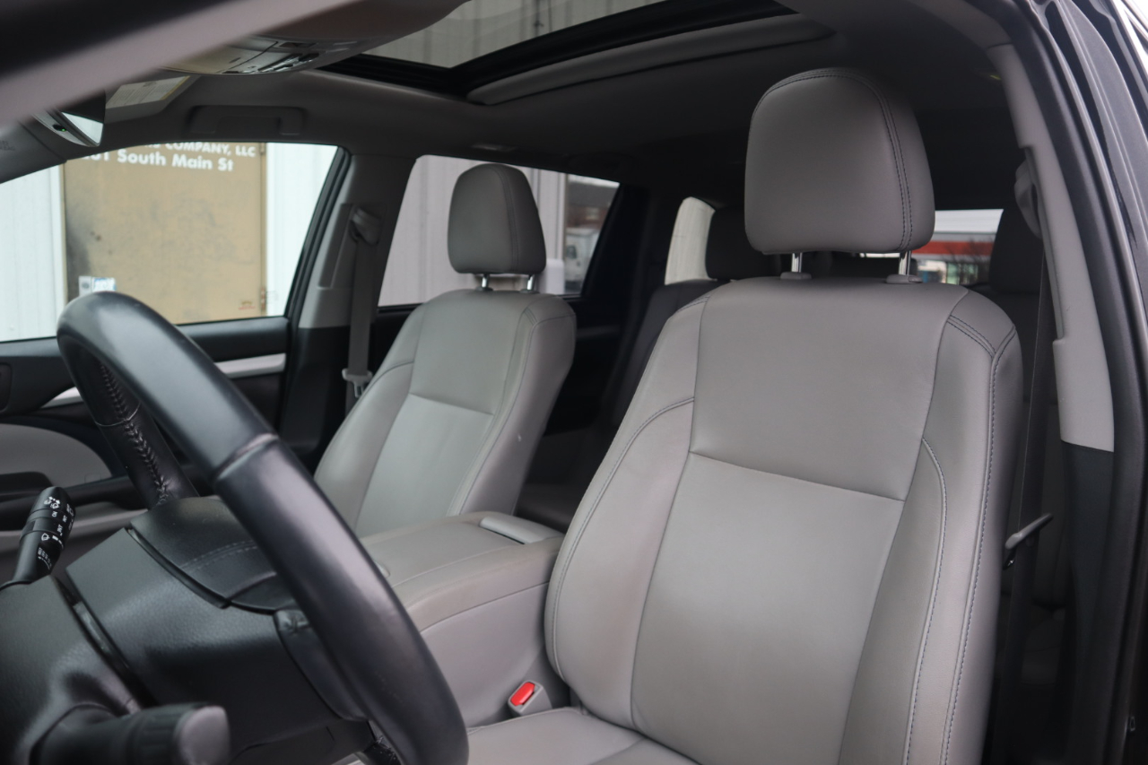 Toyota Highlander  2019