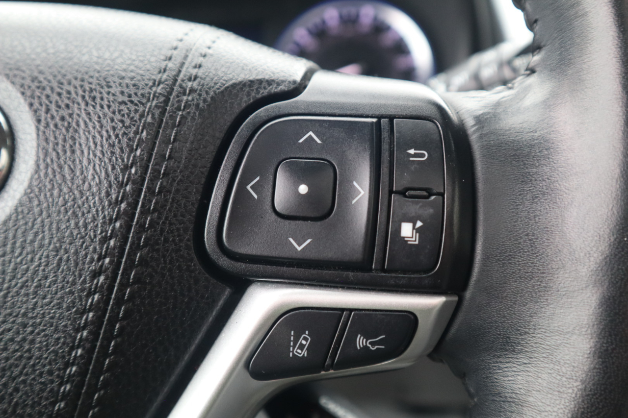 Toyota Highlander  2019