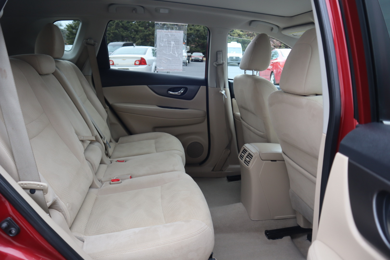 Nissan Rogue AWD 4dr SV 2015