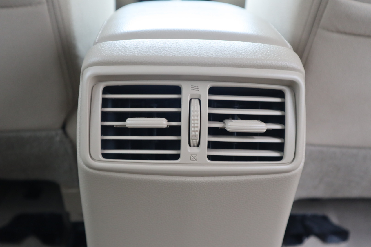 Nissan Rogue AWD 4dr SV 2015