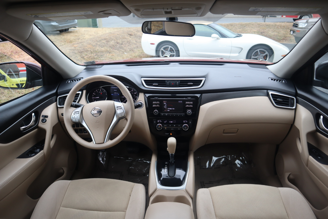 Nissan Rogue AWD 4dr SV 2015