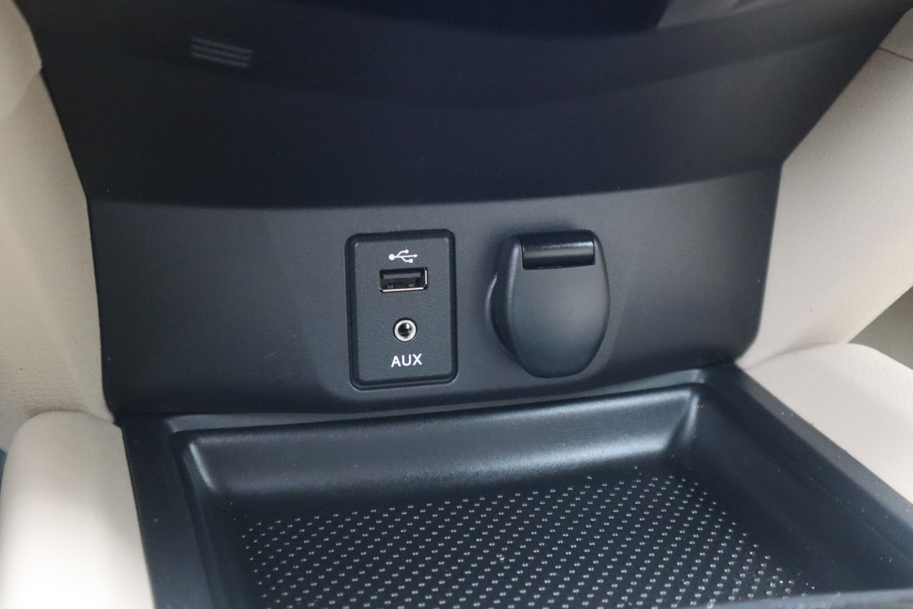 Nissan Rogue AWD 4dr SV 2015