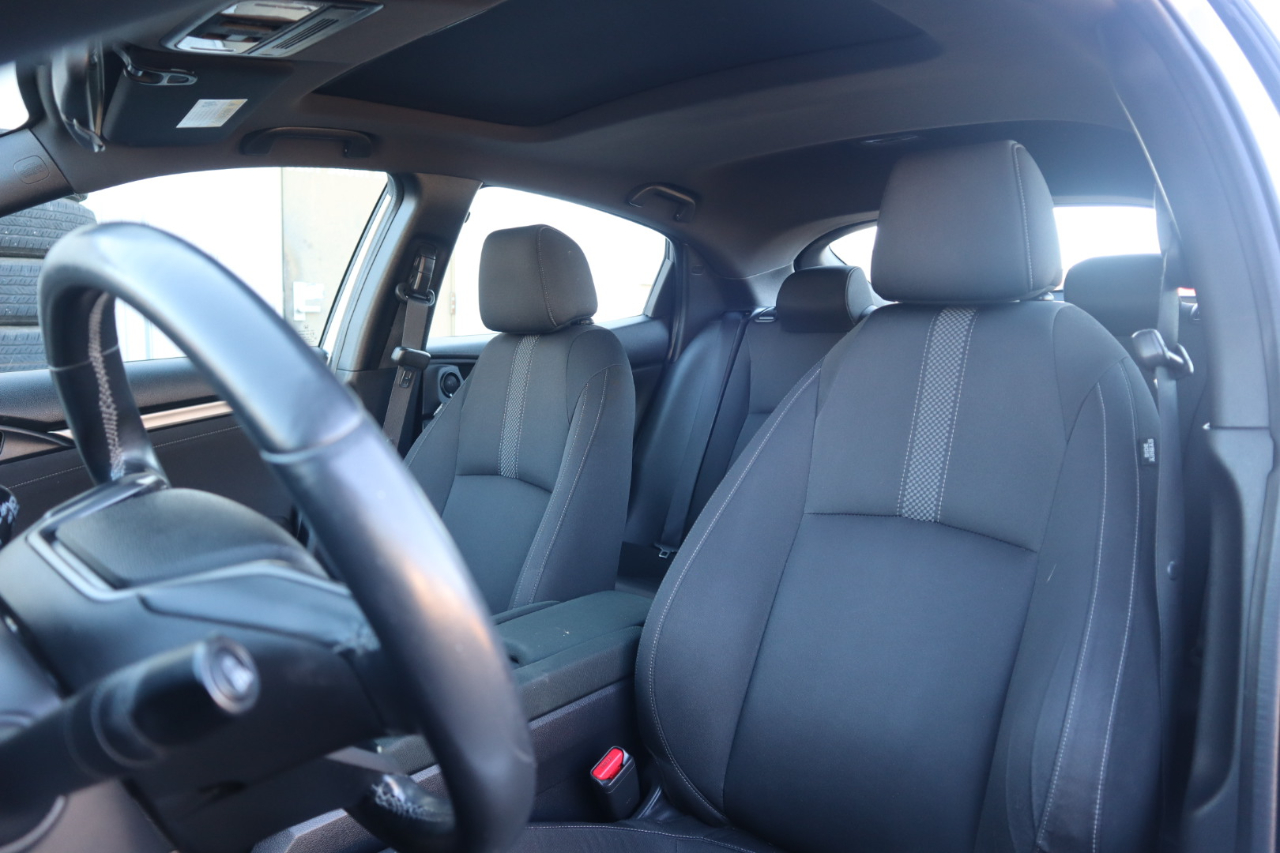 Honda Civic Hatchback EX CVT 2020