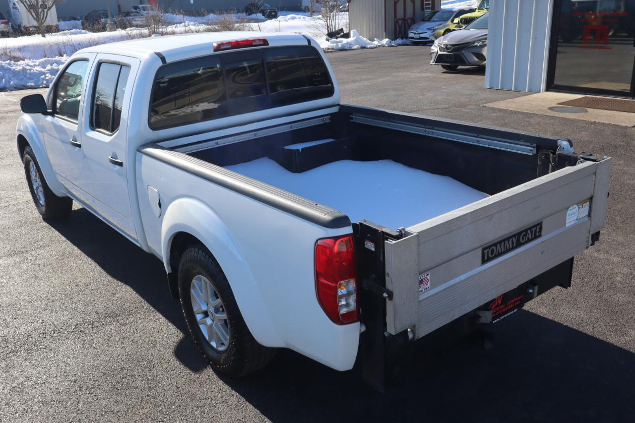 Nissan Frontier Crew Cab 4x4 SV V6 Auto Long Bed *Ltd Avail* 2017