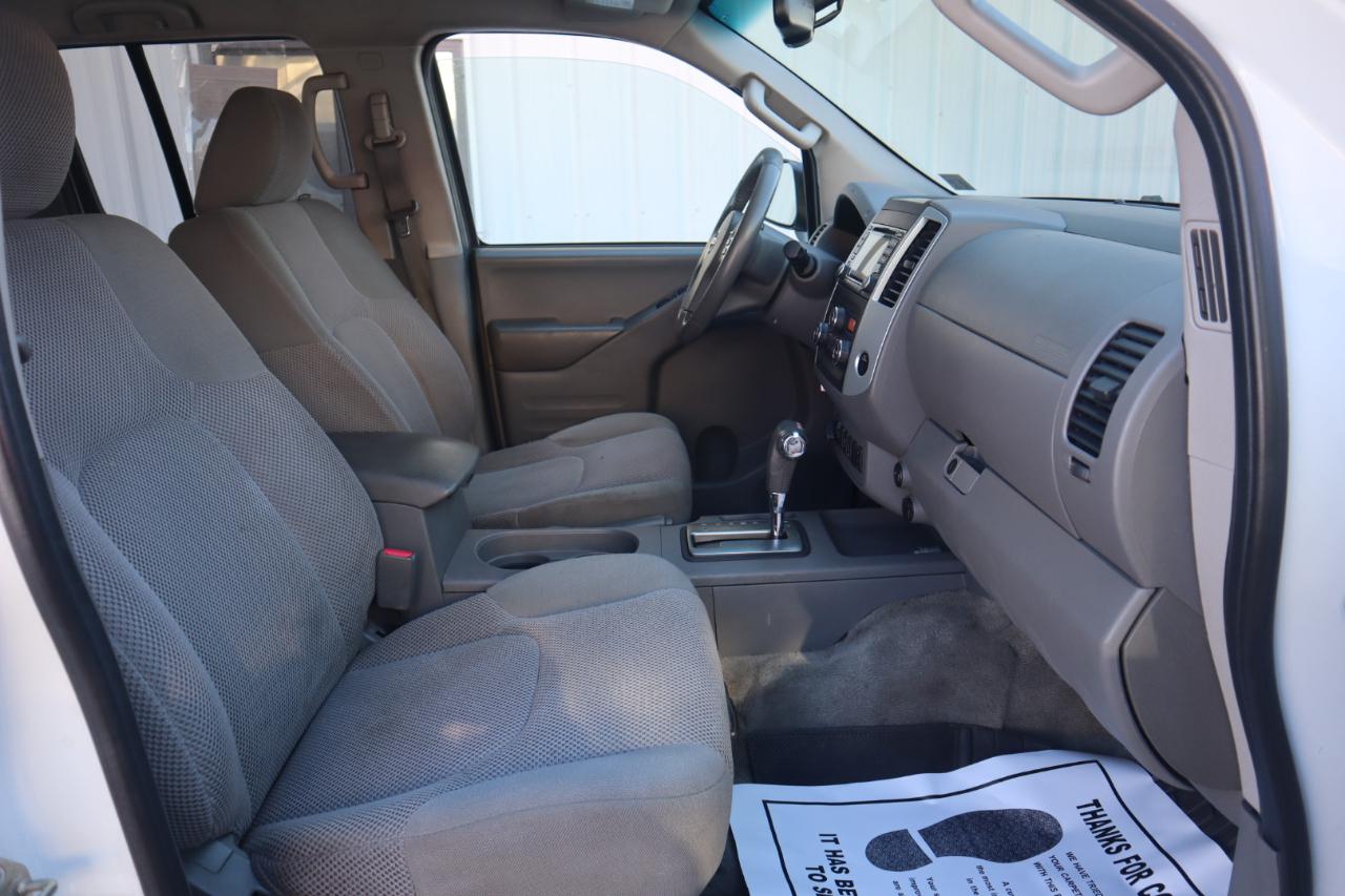 Nissan Frontier Crew Cab 4x4 SV V6 Auto Long Bed *Ltd Avail* 2017