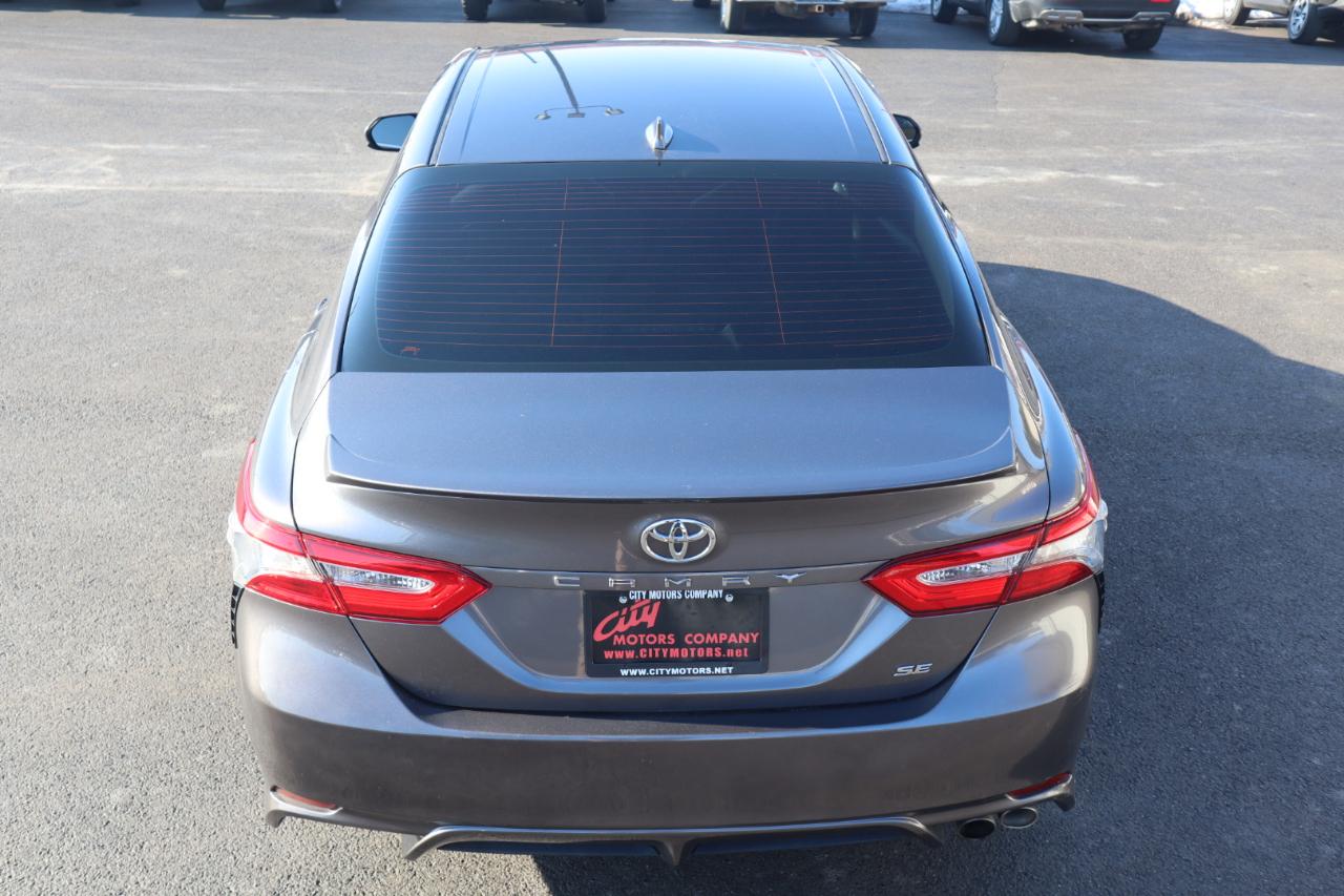 Toyota Camry SE Auto (Natl) 2019