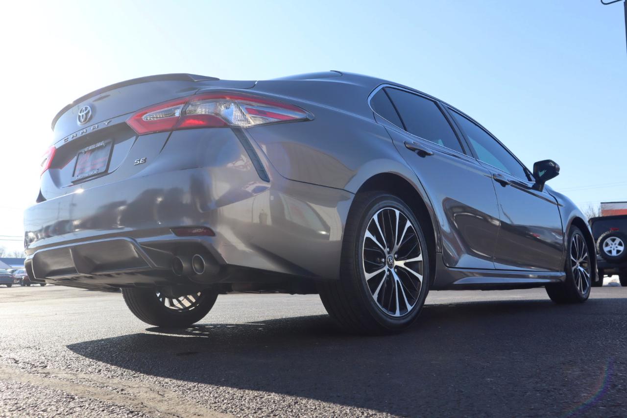 Toyota Camry SE Auto (Natl) 2019