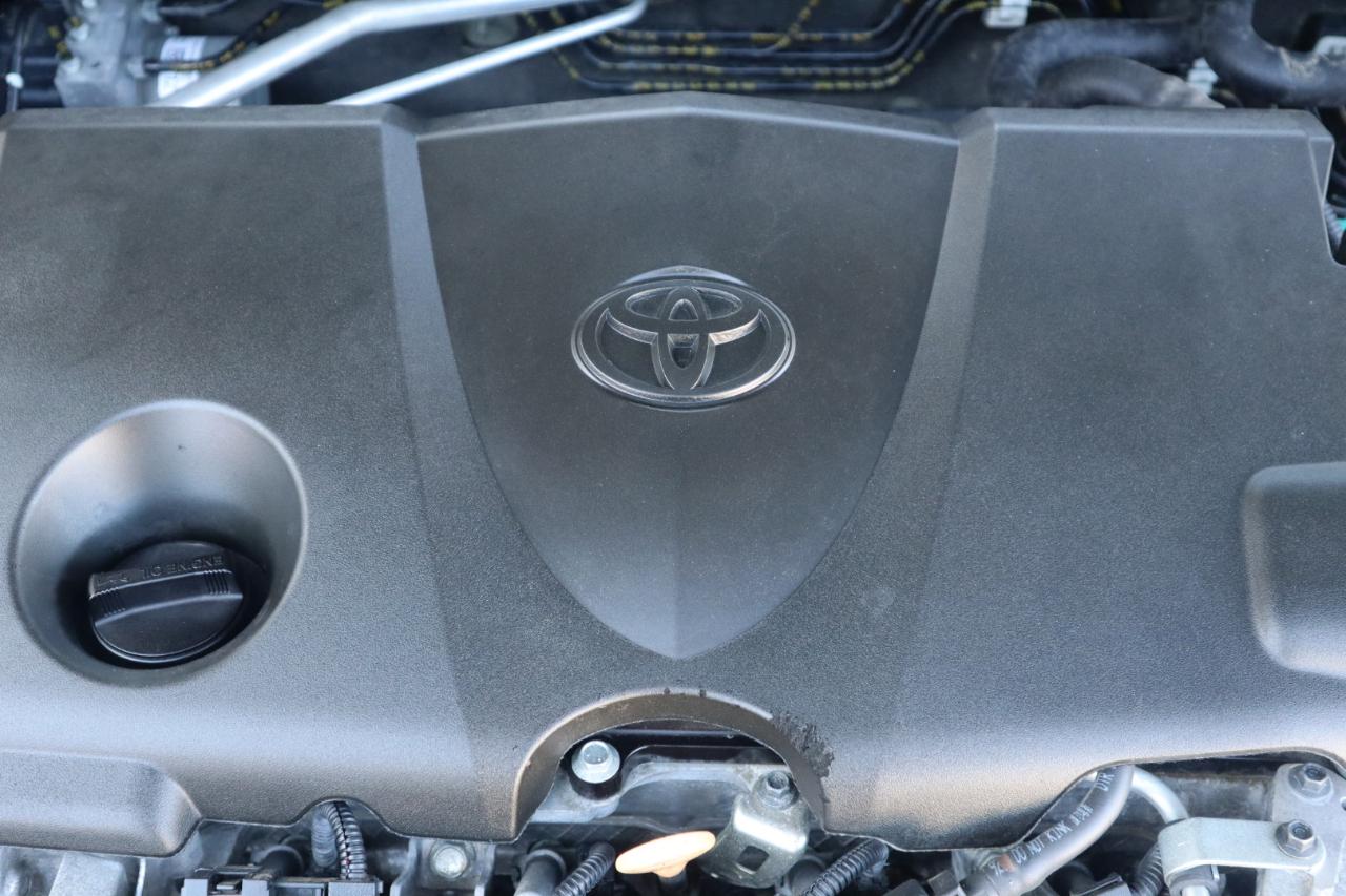 Toyota Camry SE Auto (Natl) 2019