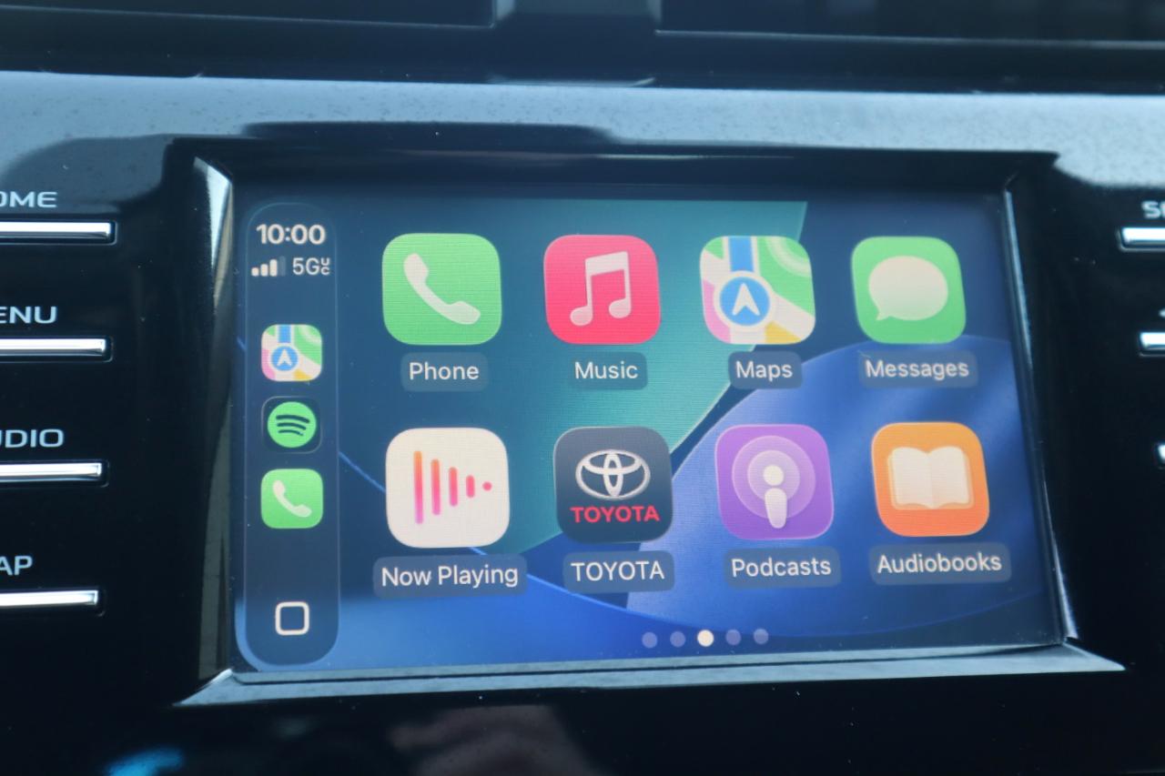 Toyota Camry SE Auto (Natl) 2019