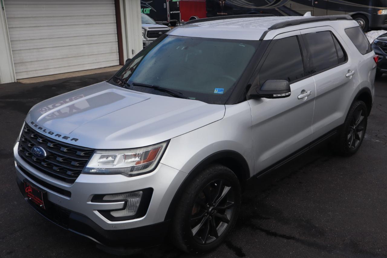 Ford Explorer XLT 4WD 2017