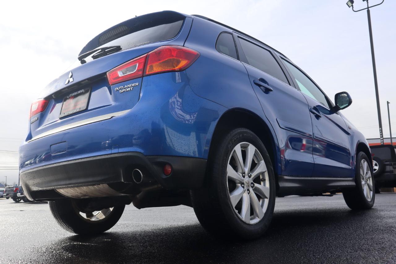 Mitsubishi Outlander Sport AWD 4dr CVT SE 2015