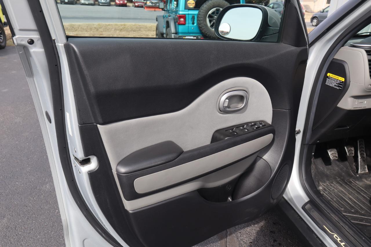 Kia Soul 5dr Wgn Man Base 2014