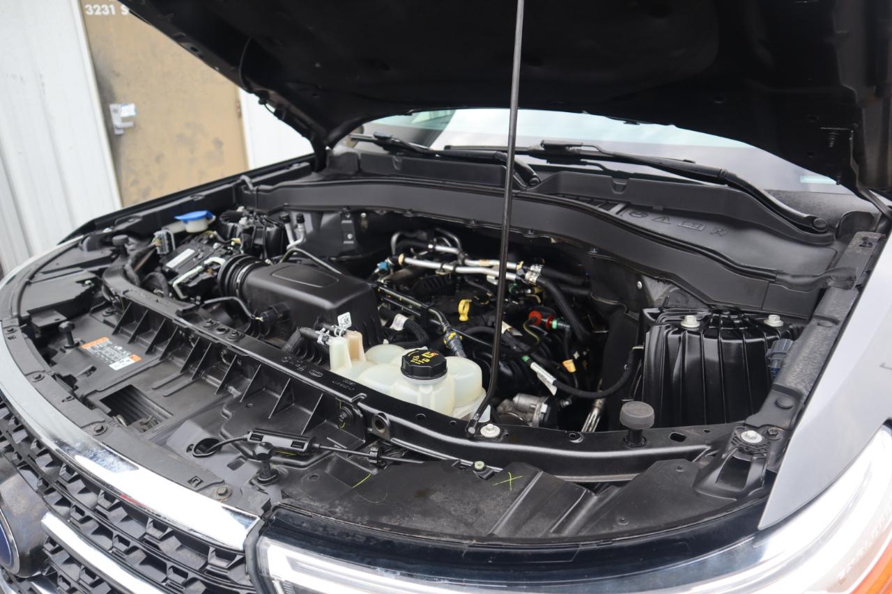 Ford Explorer XLT 4WD 2021