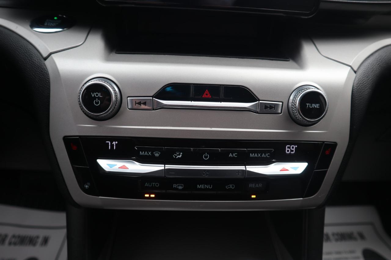 Ford Explorer XLT 4WD 2021