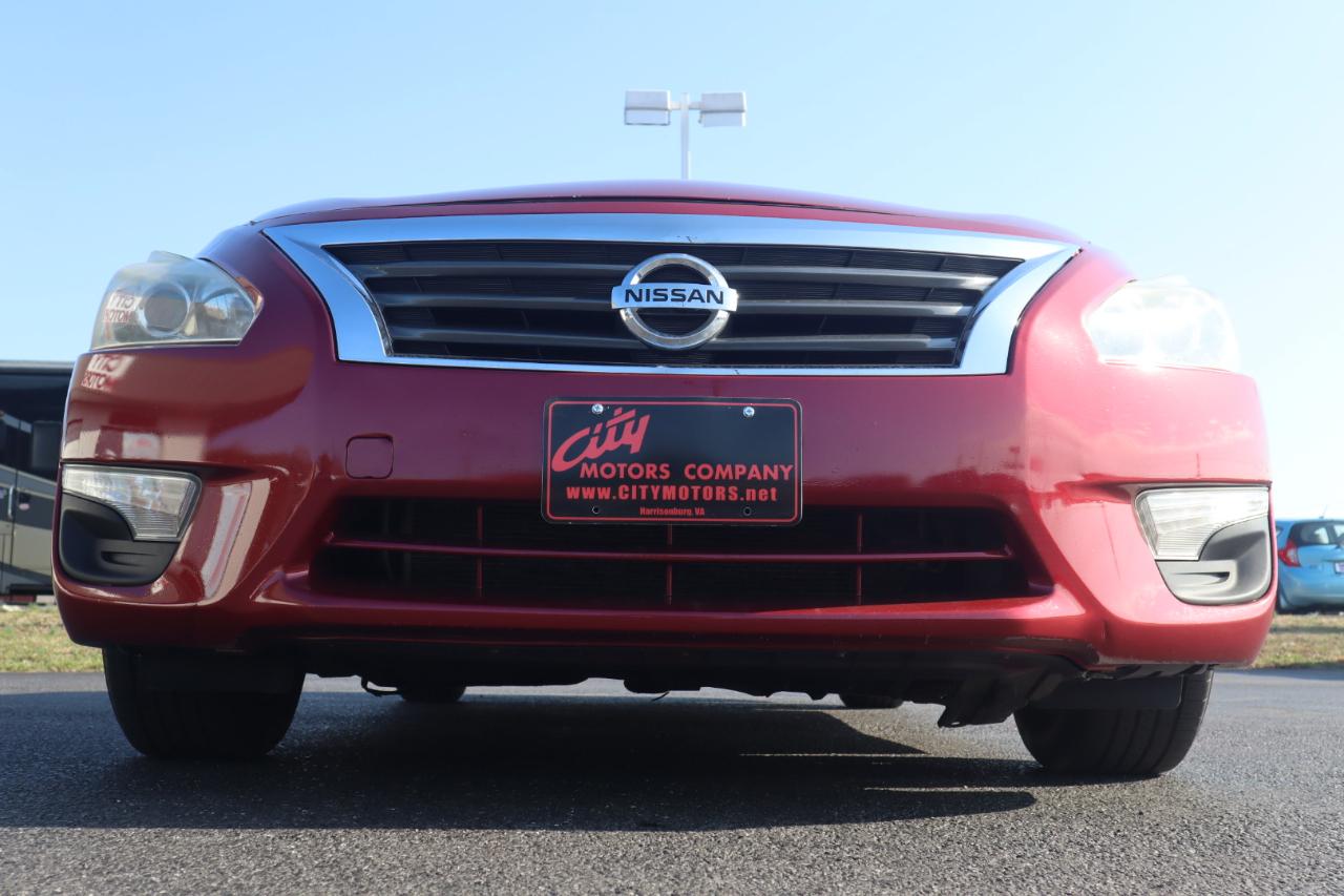 Nissan Altima 4dr Sdn I4 2.5 S 2013