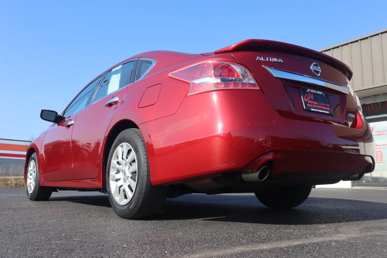 Nissan Altima 4dr Sdn I4 2.5 S 2013