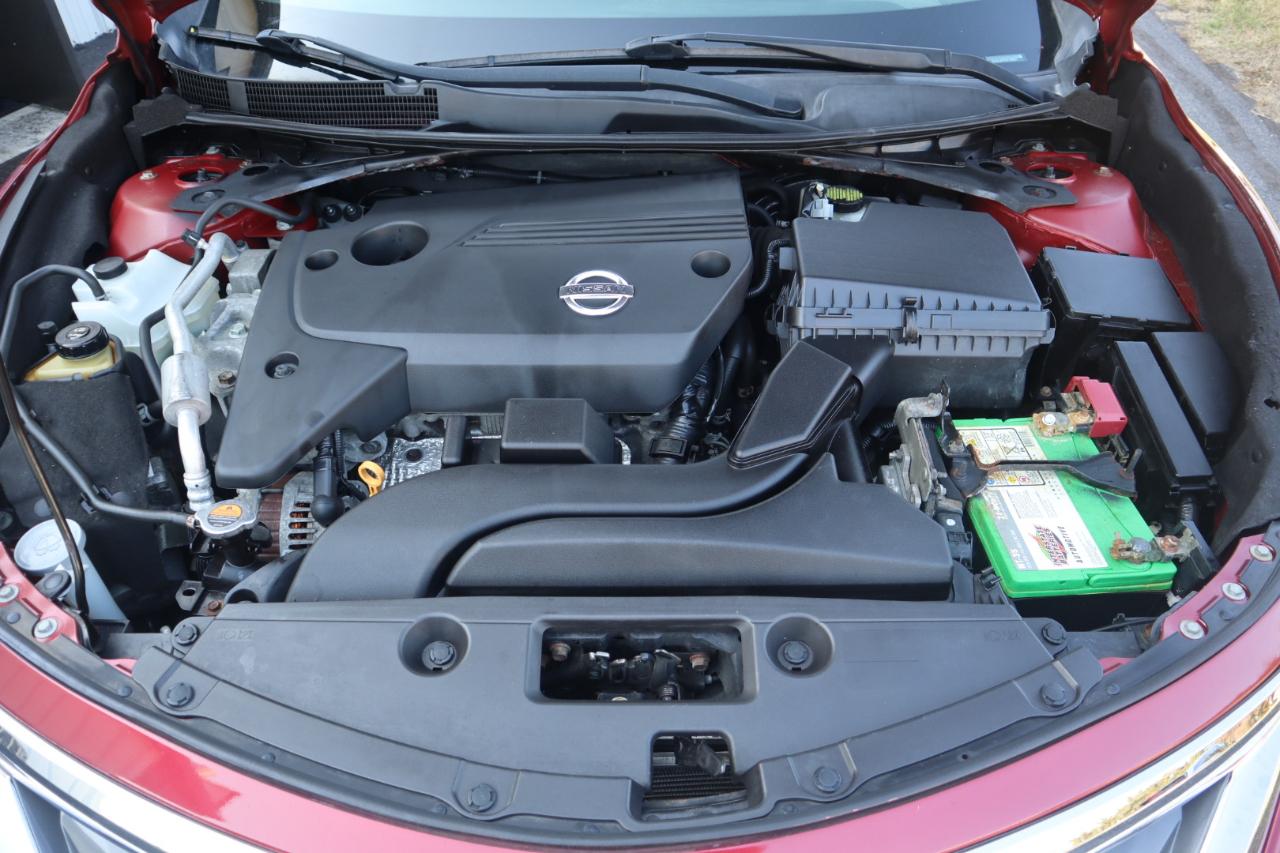 Nissan Altima 4dr Sdn I4 2.5 S 2013