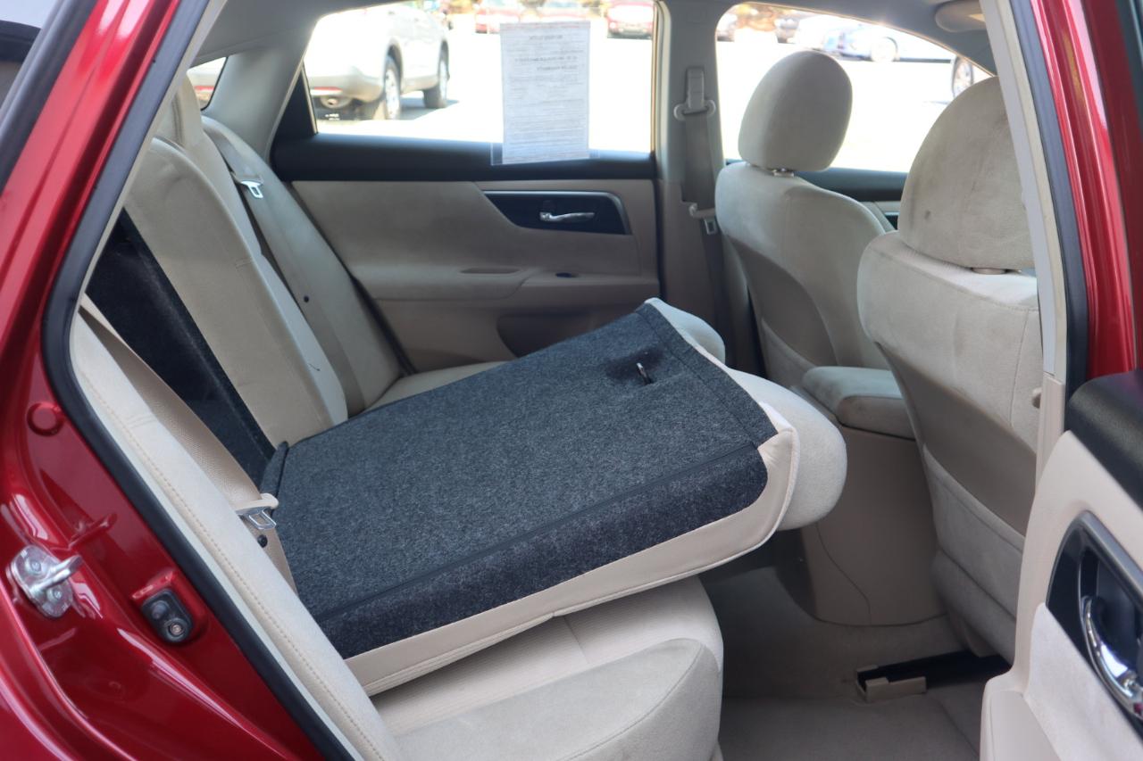 Nissan Altima 4dr Sdn I4 2.5 S 2013