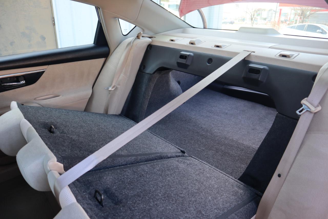 Nissan Altima 4dr Sdn I4 2.5 S 2013