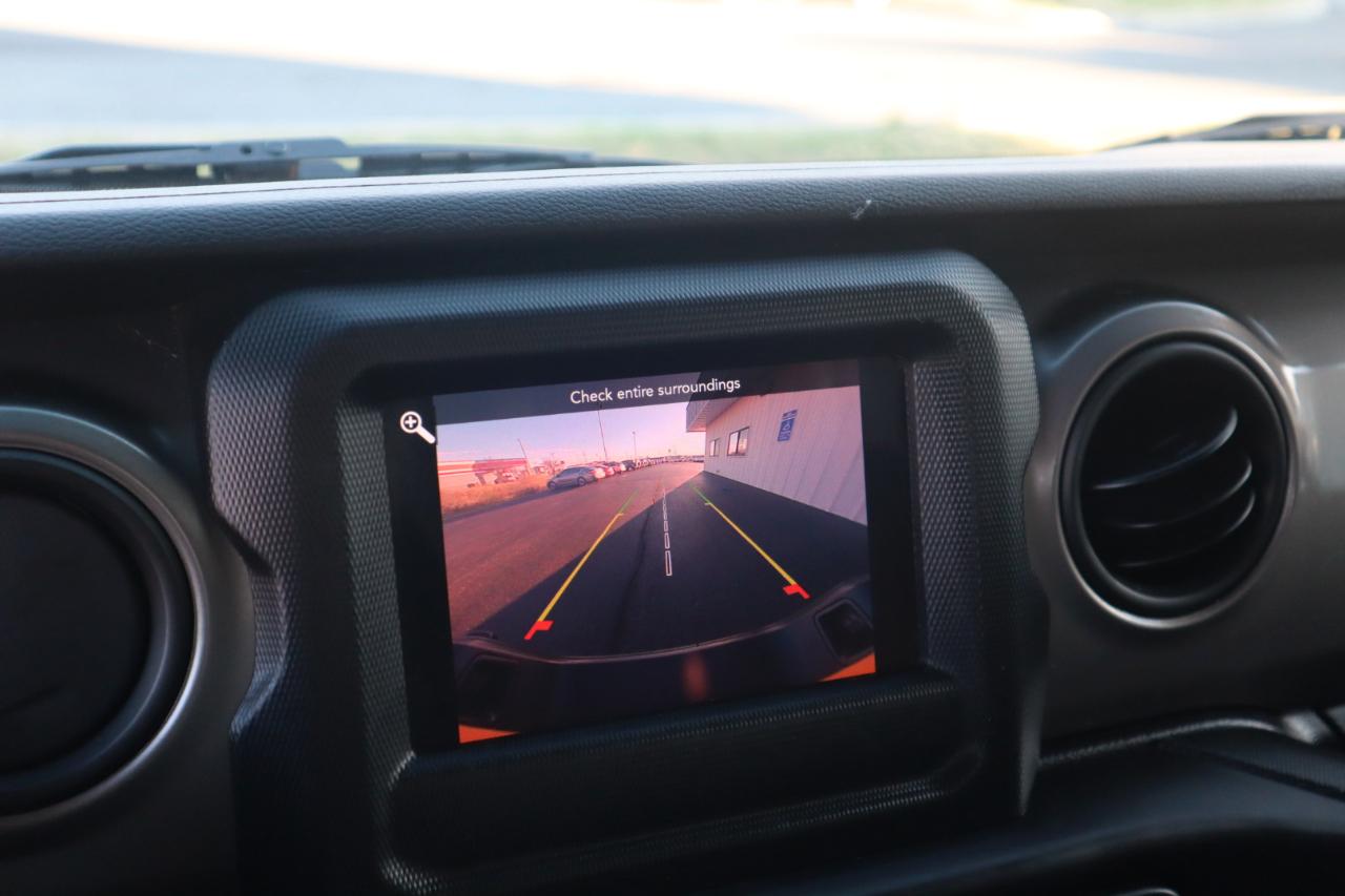 Jeep Gladiator Willys 4x4 2021