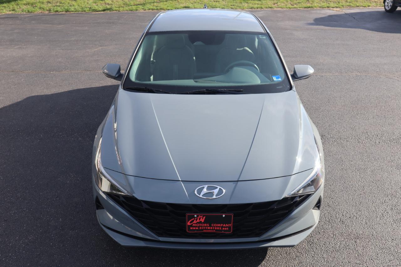 Hyundai Elantra SEL IVT 2023