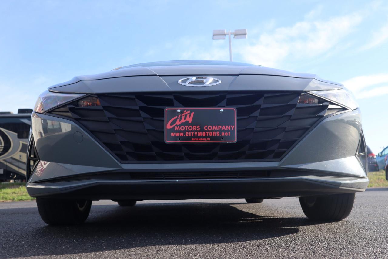 Hyundai Elantra SEL IVT 2023