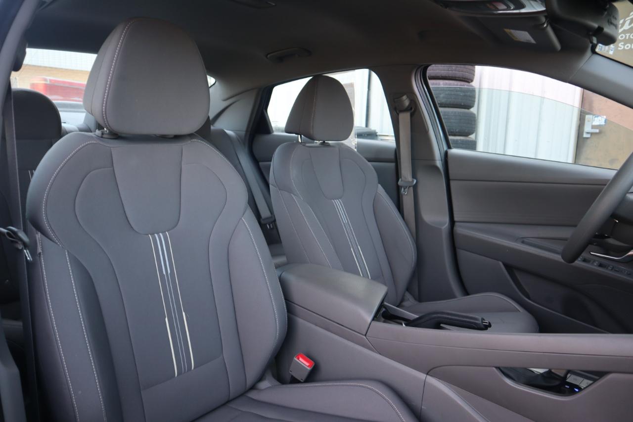 Hyundai Elantra SEL IVT 2023