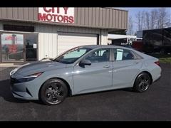 2023 Hyundai Elantra 