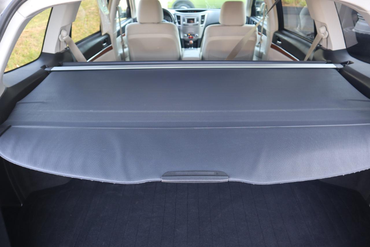 Subaru Outback 4dr Wgn H4 Auto 2.5i Premium 2014