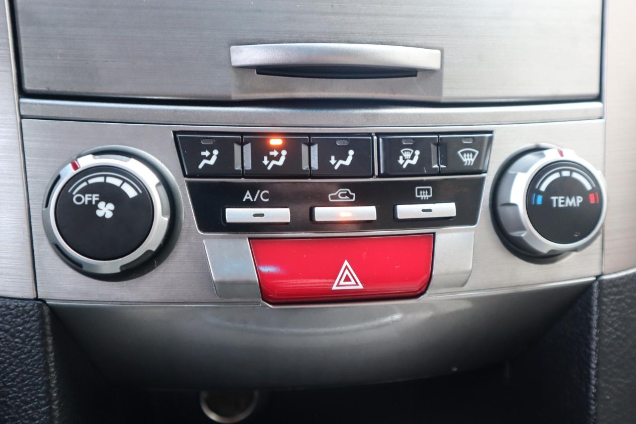 Subaru Outback 4dr Wgn H4 Auto 2.5i Premium 2014
