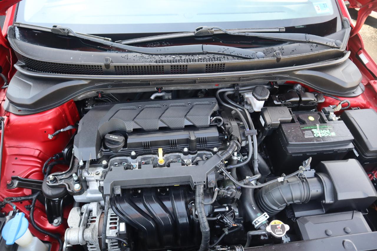 Hyundai Accent SE Sedan IVT 2021