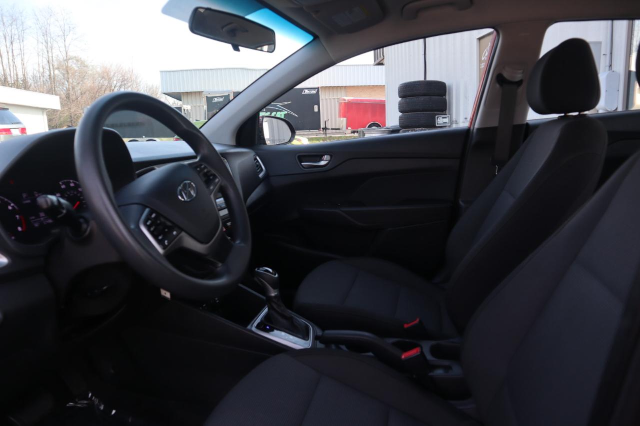 Hyundai Accent SE Sedan IVT 2021