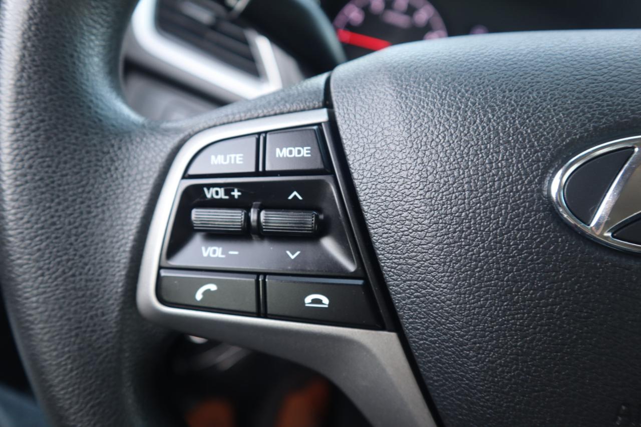 Hyundai Accent SE Sedan IVT 2021