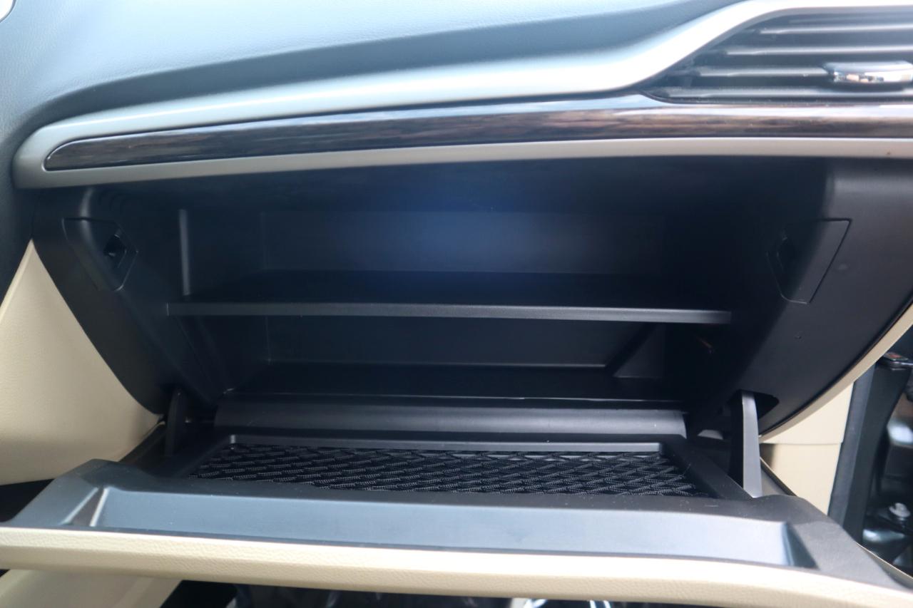 Ford Fusion 4dr Sdn SE FWD 2016