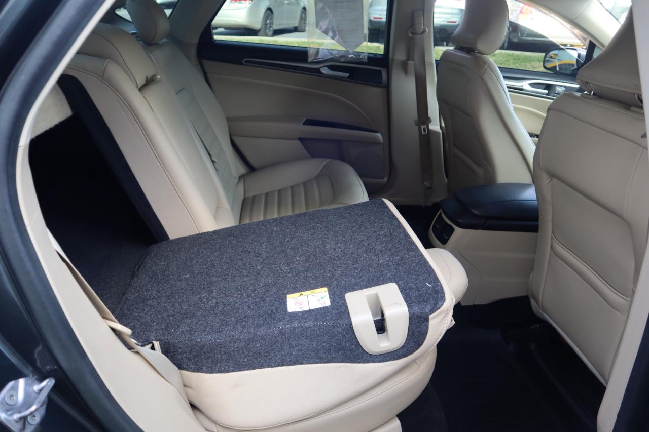 Ford Fusion 4dr Sdn SE FWD 2016