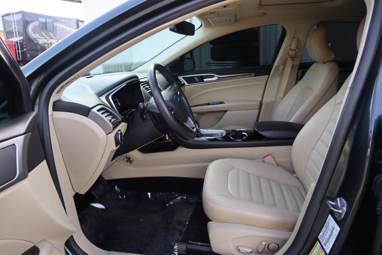 Ford Fusion 4dr Sdn SE FWD 2016