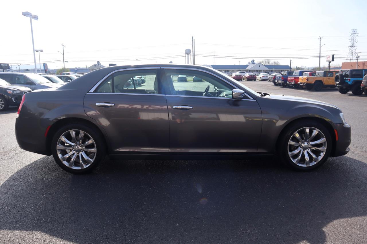 Chrysler 300 4dr Sdn 300C RWD 2015