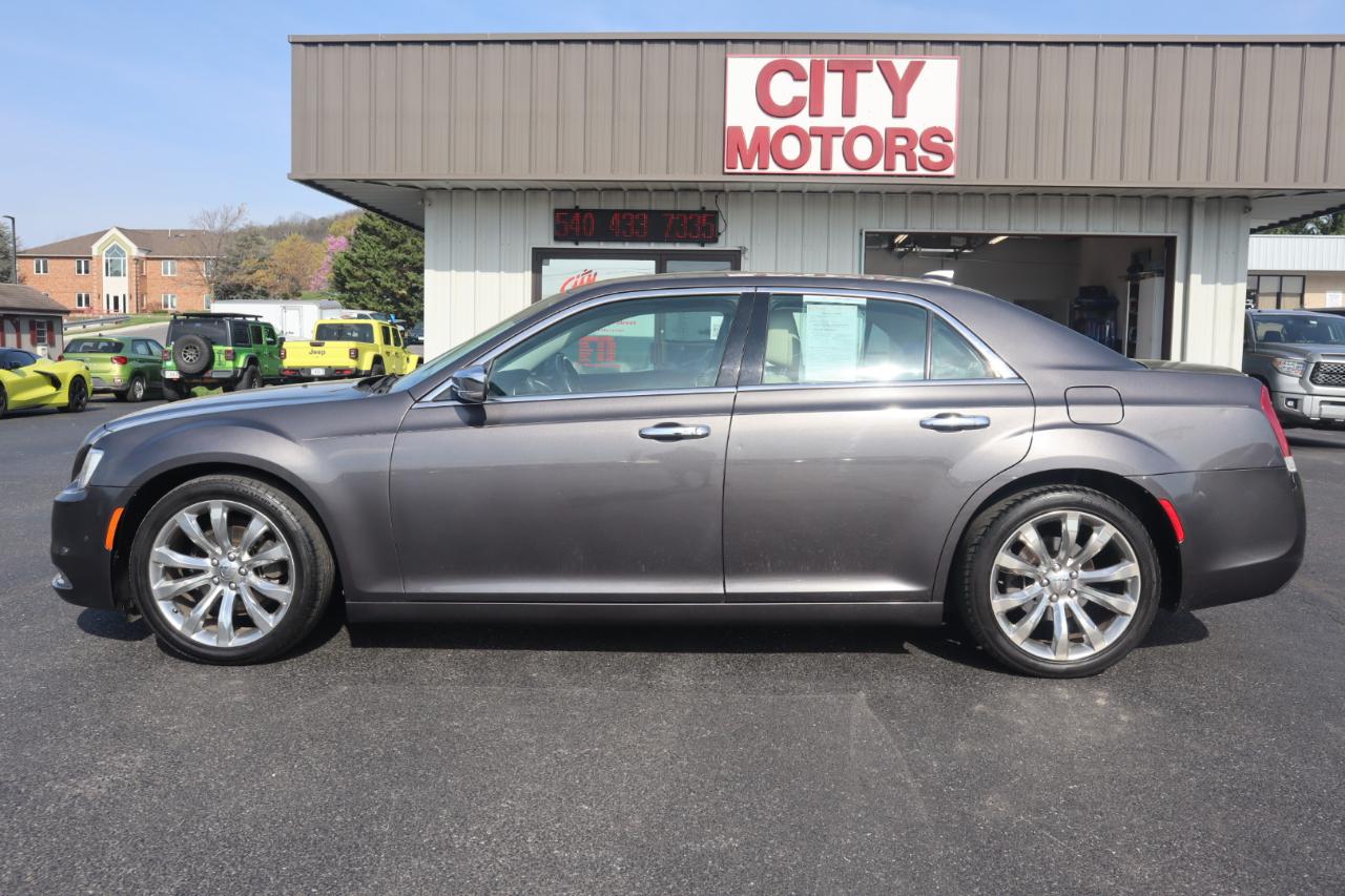 Chrysler 300 4dr Sdn 300C RWD 2015