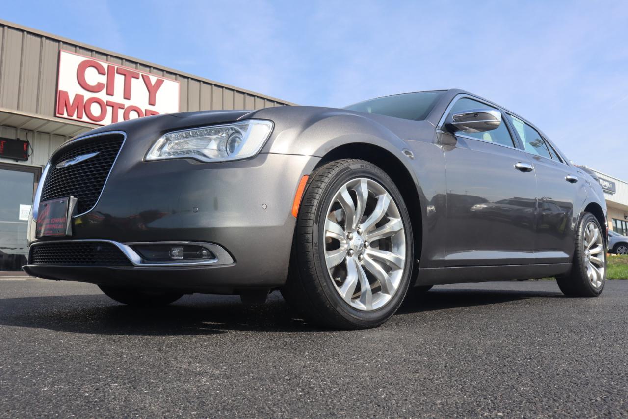 Chrysler 300 4dr Sdn 300C RWD 2015