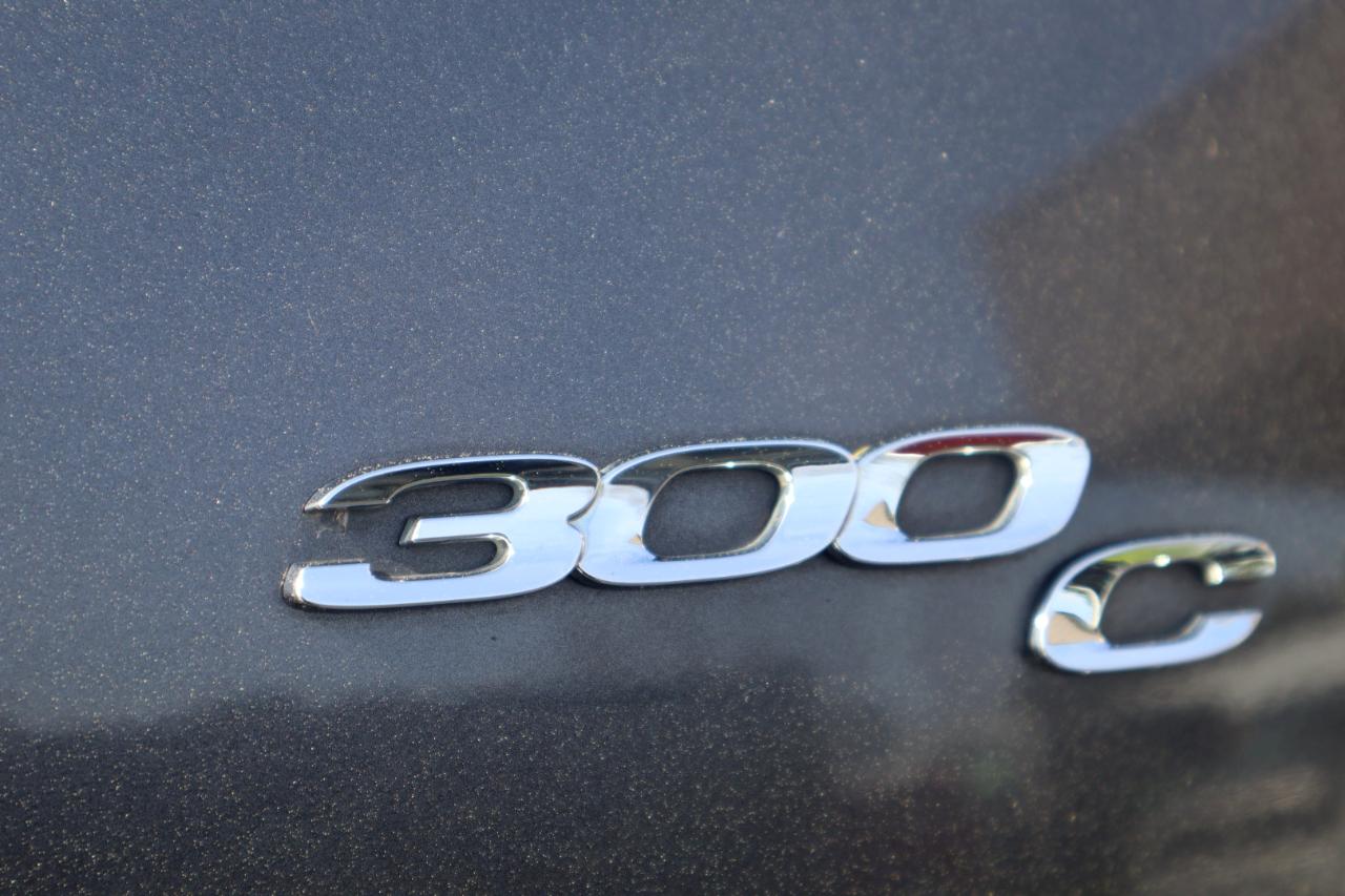 Chrysler 300 4dr Sdn 300C RWD 2015