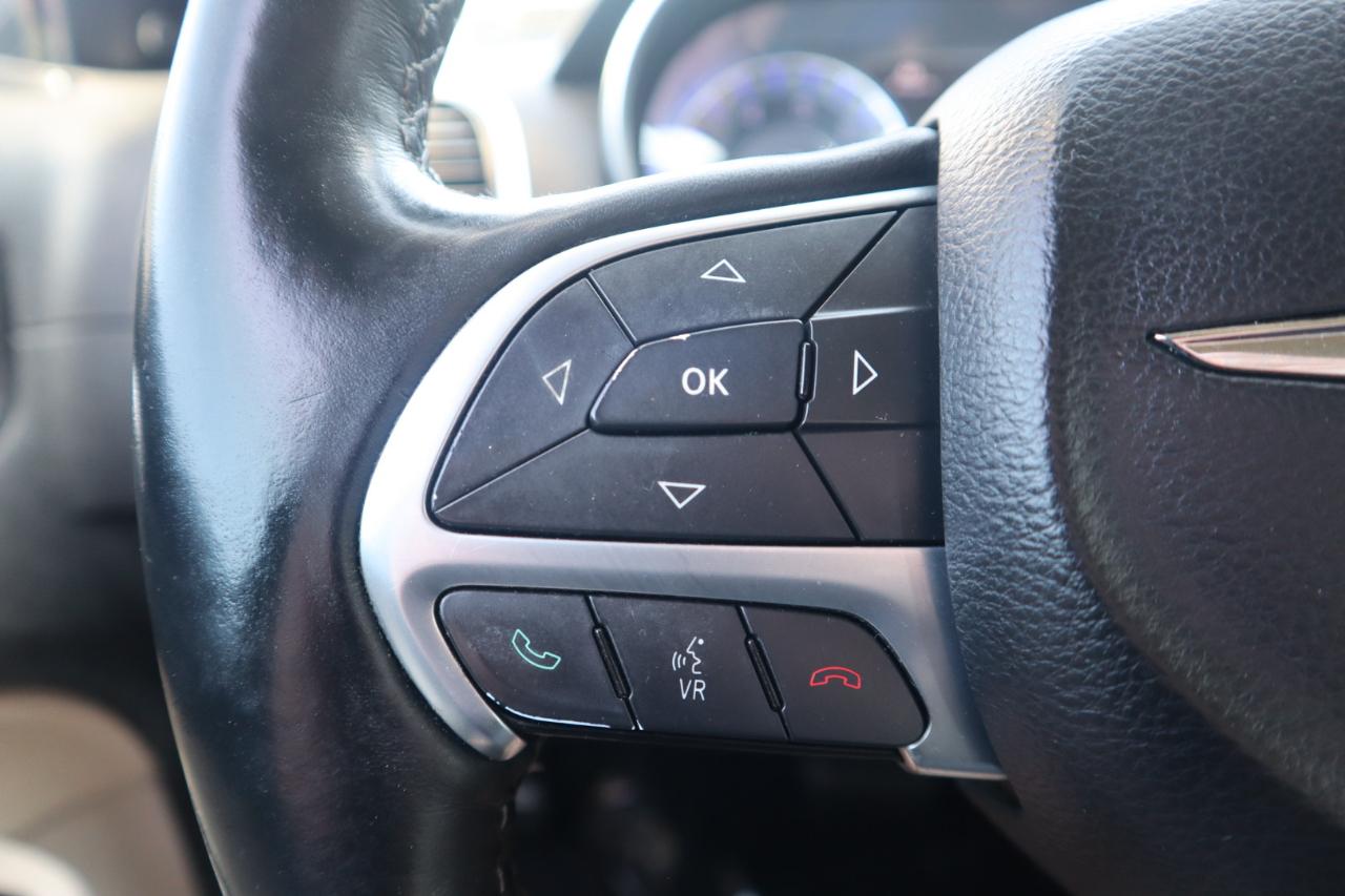 Chrysler 300 4dr Sdn 300C RWD 2015