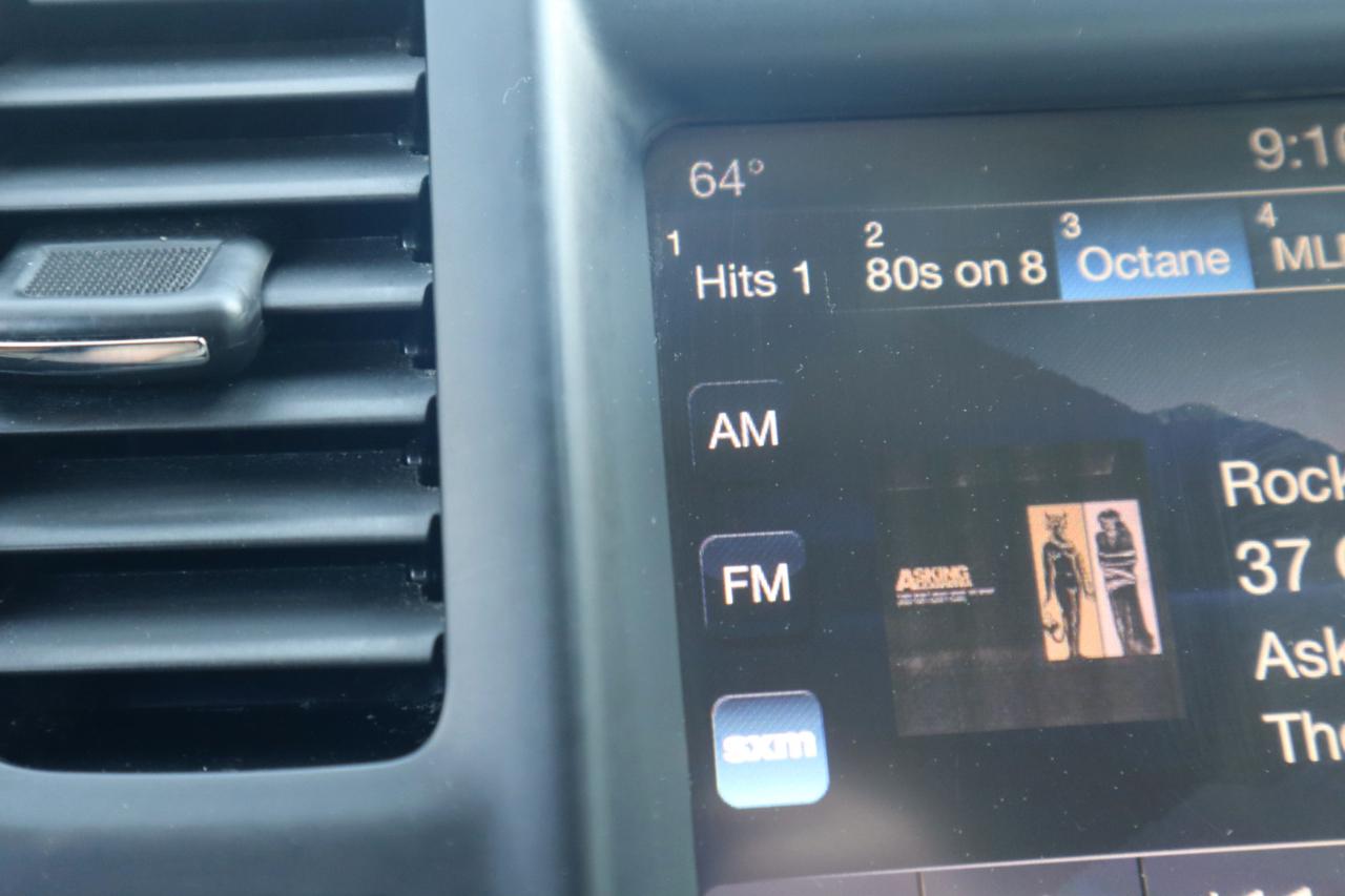 Chrysler 300 4dr Sdn 300C RWD 2015