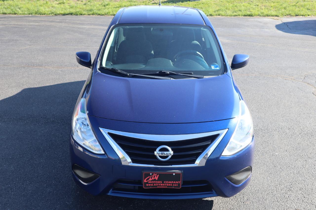 Nissan Versa Sedan SV CVT 2019
