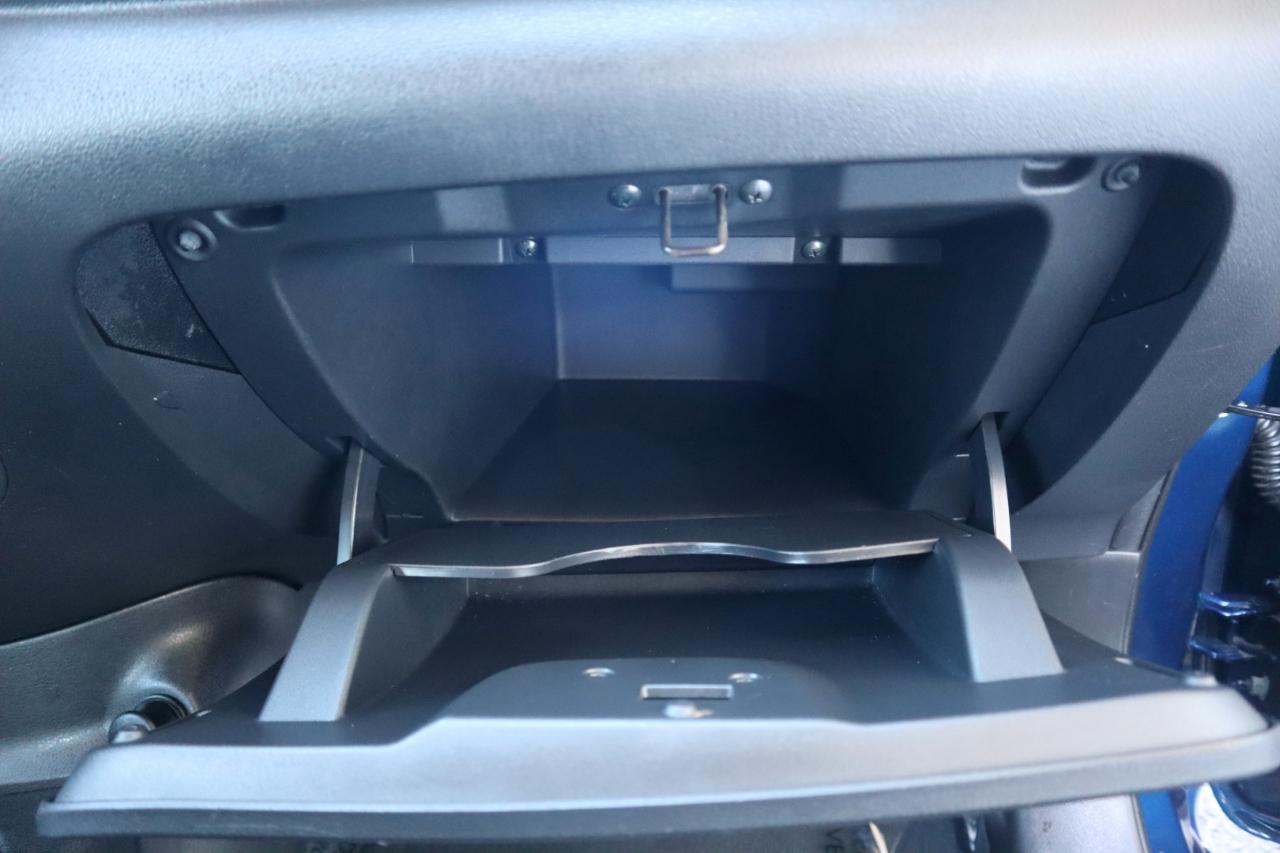 Nissan Versa Sedan SV CVT 2019