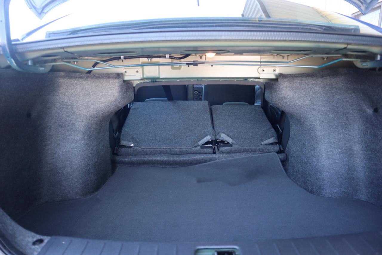 Nissan Versa Sedan SV CVT 2019