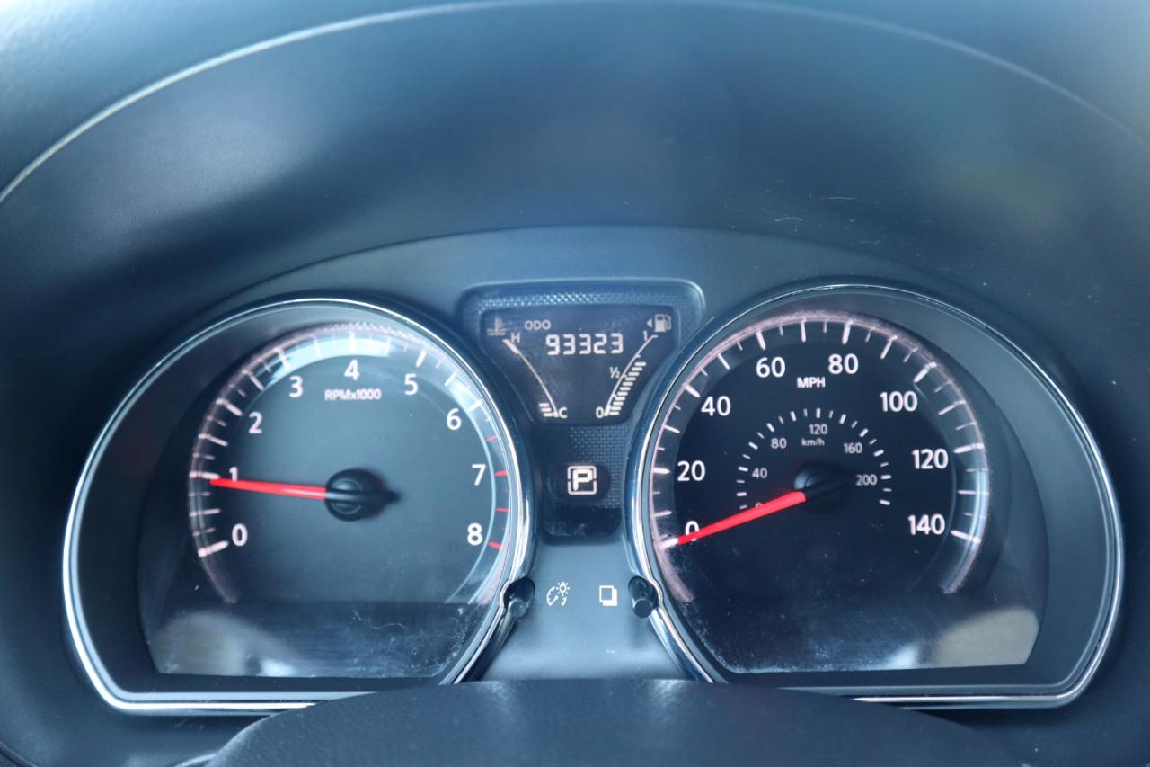 Nissan Versa Sedan SV CVT 2019