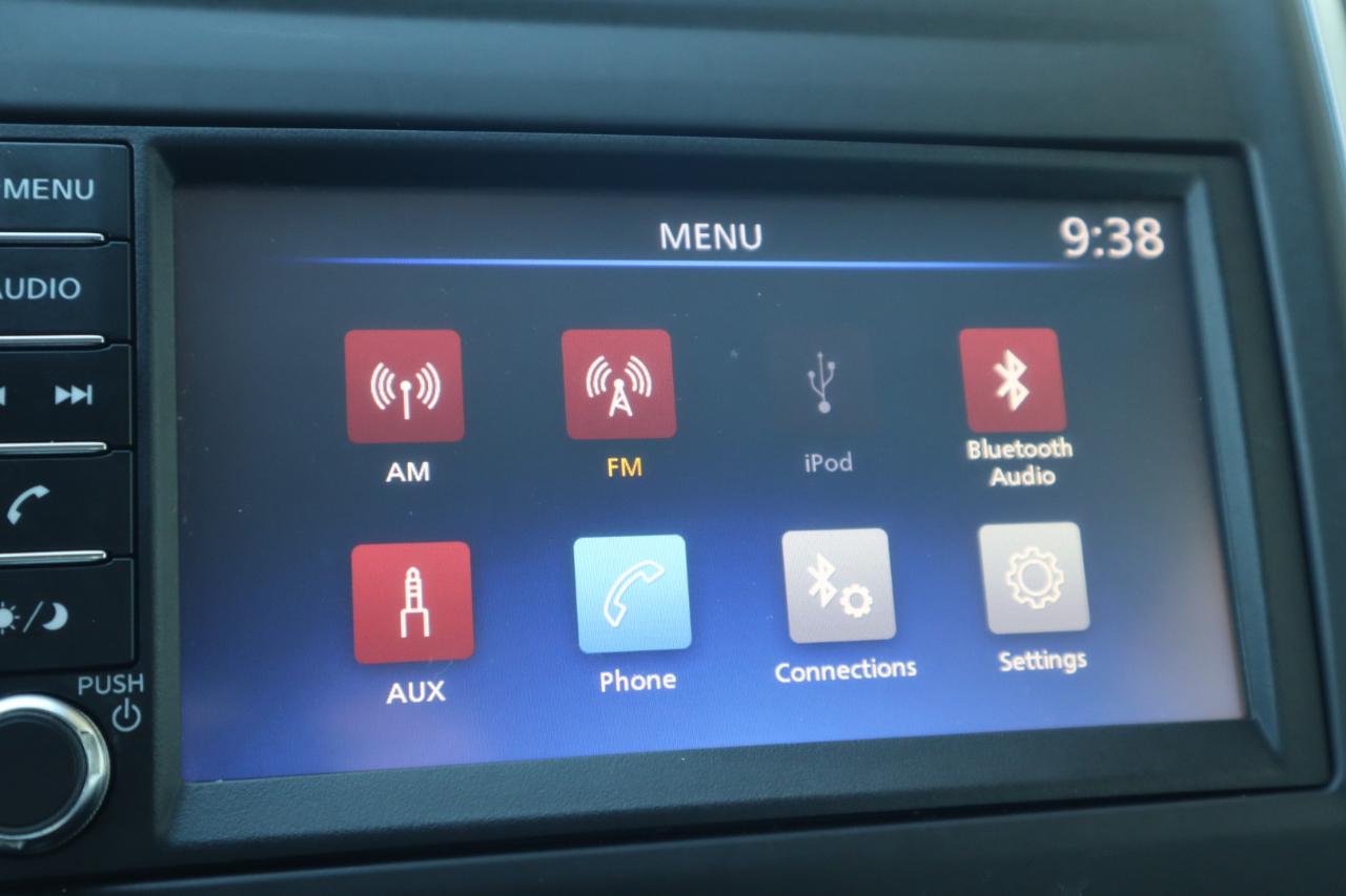 Nissan Versa Sedan SV CVT 2019